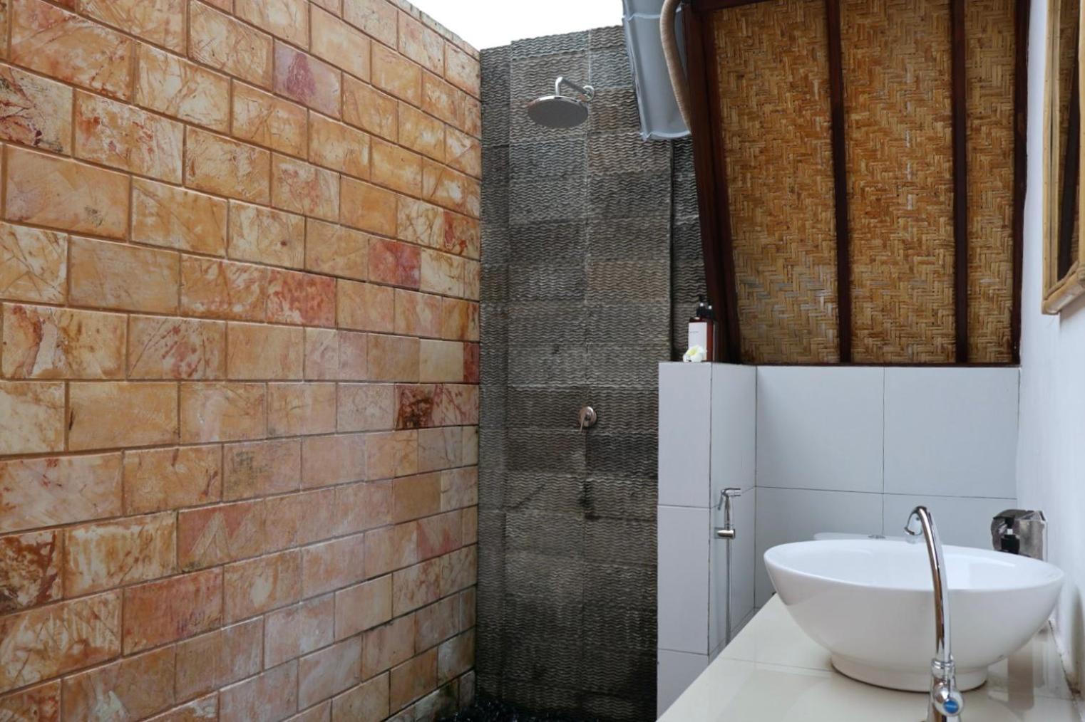 Rumah Gemala Gili Air Exterior photo